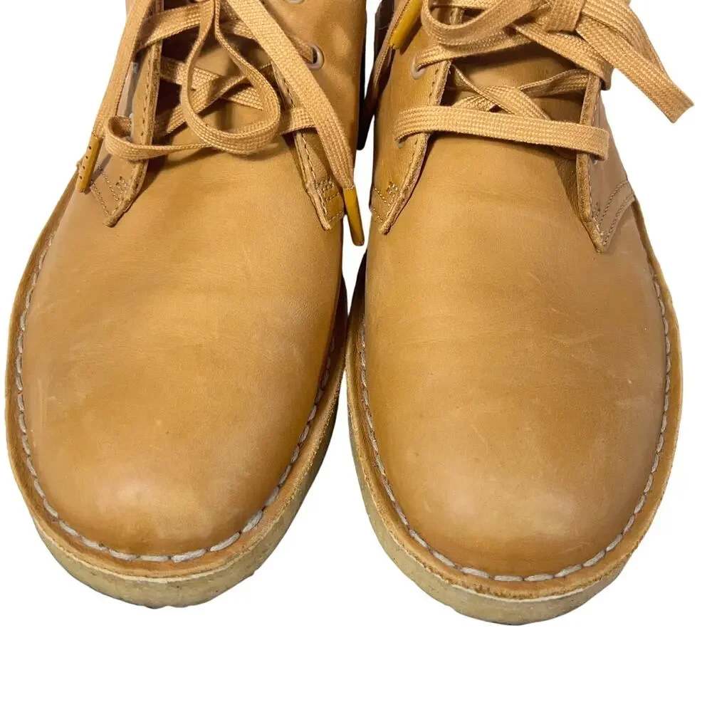 Men's Tan Leather Chukka Boots - Classic Lace-Up